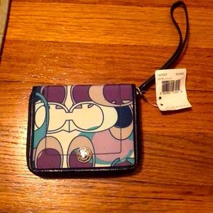 Coach: Daisy Scarf Print Med. Corner Zip Wallet